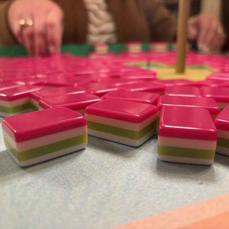 Layered Stripe Mahjong Set – 166 Tiles (Acrylic, Engraved Logo)