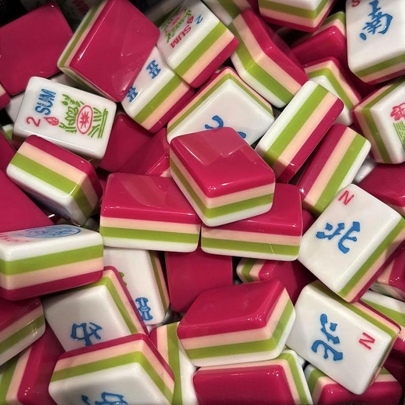 Layered Stripe Mahjong Set – 166 Tiles (Acrylic, Engraved Logo)