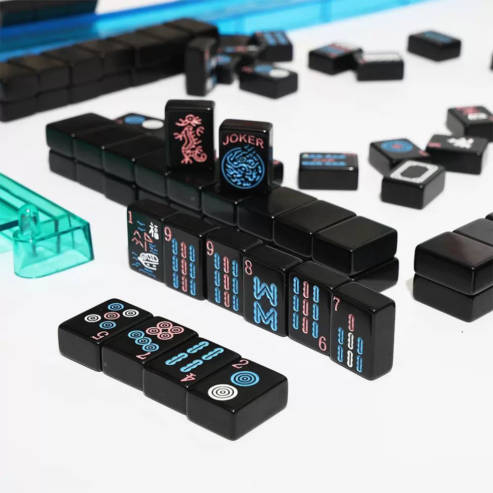 Black Neon Mahjong Set – 166 Tiles (Melamine, Engraving + UV Print)