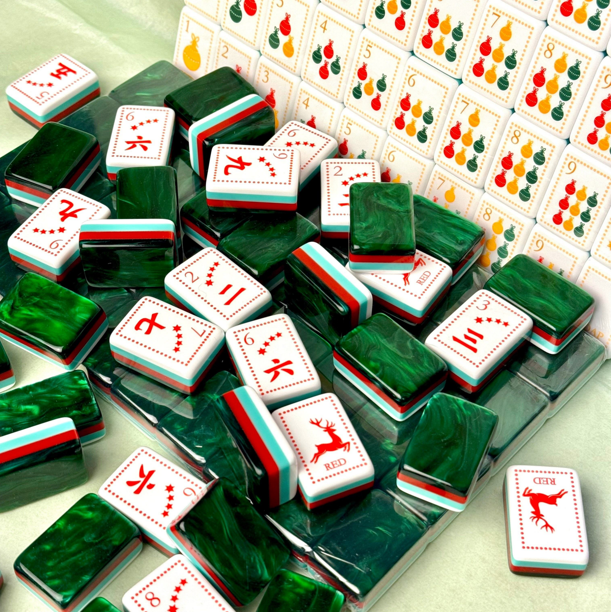 Marble Elegant Mahjong Collector's Set – Tiles, Mat, Racks & Dice